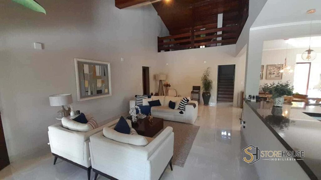 Descubra o charme de Serra Negra com esta casa.