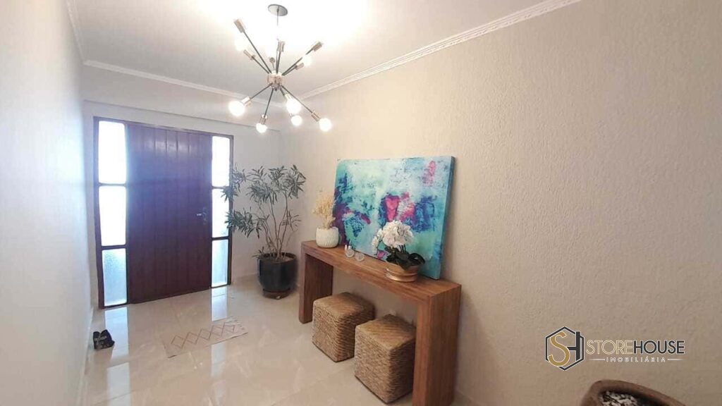 Descubra o charme de Serra Negra com esta casa.