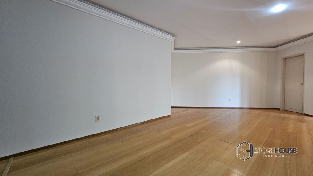 Apartamento no centro de serra negra (16)