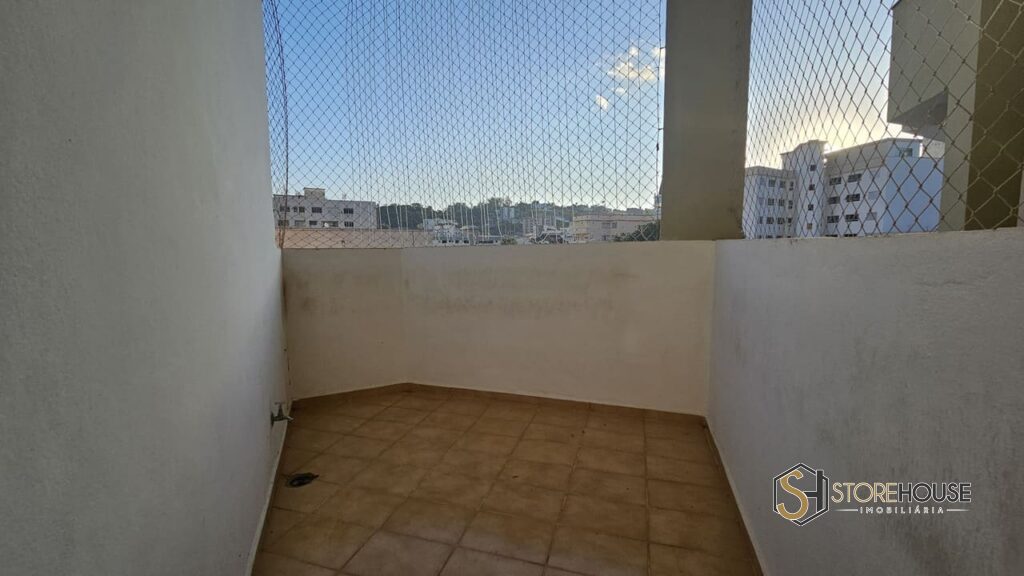Apartamento no centro de serra negra (18)