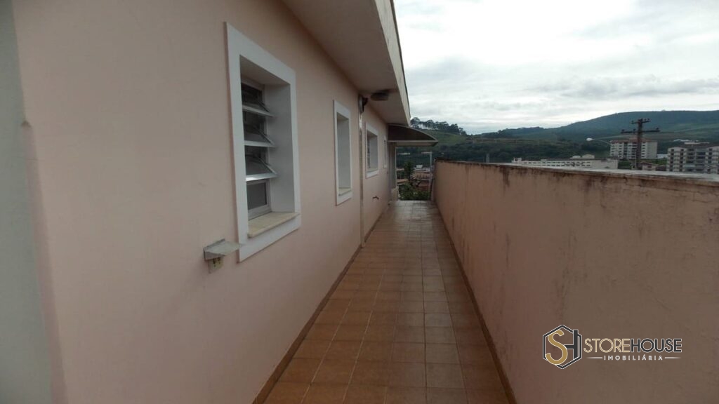 CASA EM SERRA NEGRA (3)
