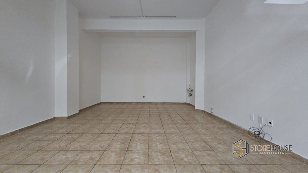 Sala comercial em serra negra (6)