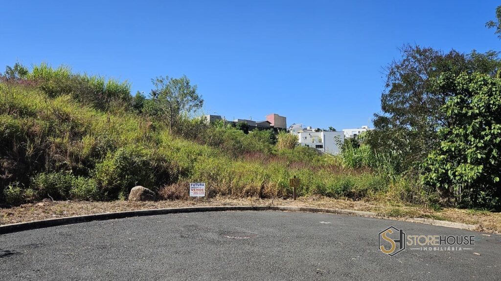Terreno em Serra Negra (1)