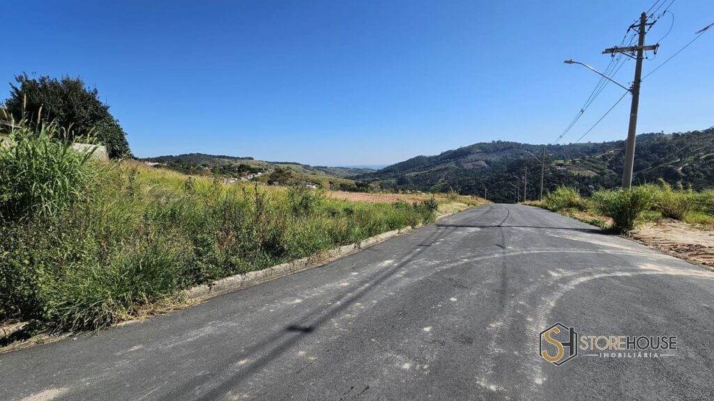 Terreno em Serra Negra (1)