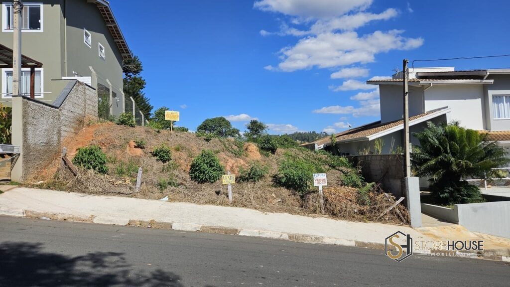 Terreno em Serra Negra (5)