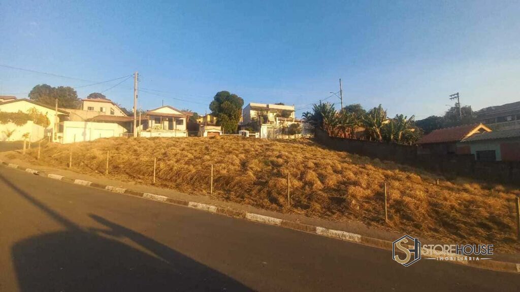 Terreno em Serra Negra (5)
