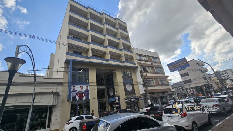Apartamento em Serra Negra-SP<BR>3 Dormitórios no Centro<BR>Ref AP168